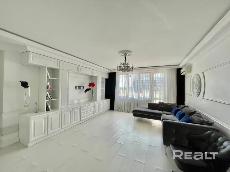 Купить светлую современную квартиру рядом с центром Гродно на улице Горького