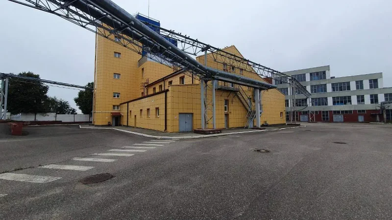 Ликеро-водочный завод в Можейково. Фото: e-auction.by