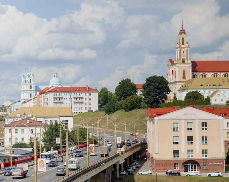 Кто заработает на празднике? Посмотрели, сколько стоят мероприятия на День города в Гродно Вид на центр Гродно. Гродно это лучший город в Беларуси, куда многие хотят приехать. Почему они хотят переехать жить в Гродно?