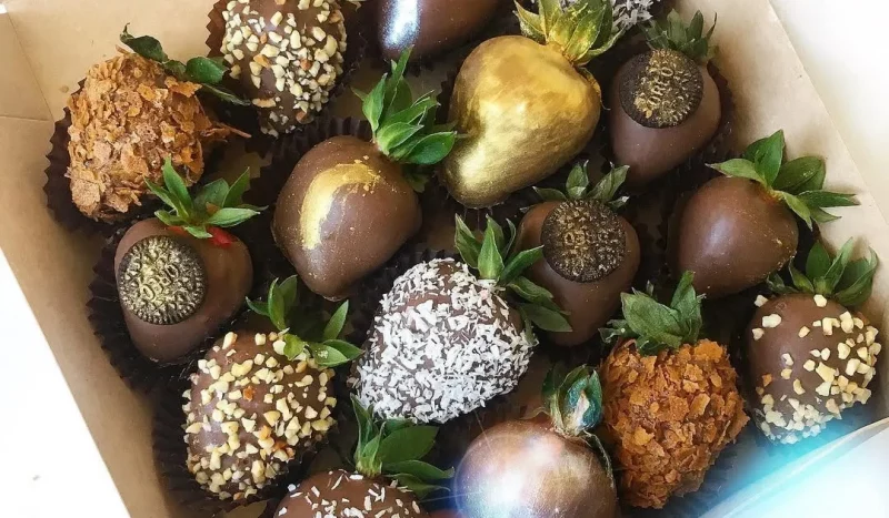 В Гродно девушка покупала клубнику в шоколаде, а получила - в плесени Клубника в шоколаде в гродно