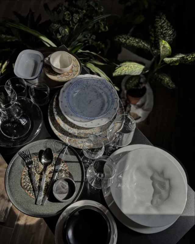 В Гродно открылся ресторан “Бекон”: двухэтажный и с открытой кухней Интерьеры ресторана "Бекон". Фото: instagram.com/BACON.GRODNO/