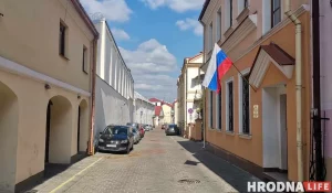 В Гродно открыли генеральное консульство России. Под него отвели бывший детский сад для детей с особенностями Консульство России в Гродно в бывшем здании Польской Мацежи Школьной. Фото: Hrodna.life