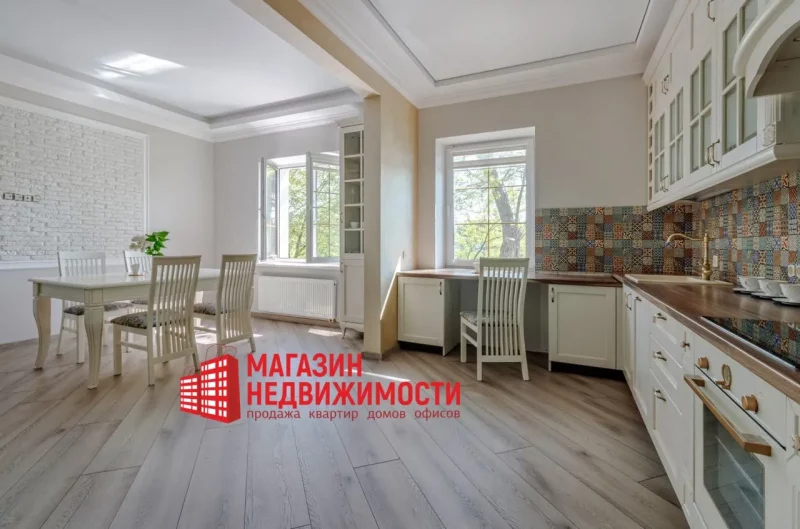 Дом на 2-м Падольным завулку з відам на Нёман