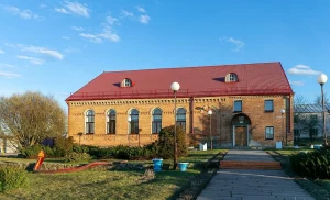 Радуньскую иешиву продали на аукционе — ранее там хотели сделать туристический комплекс для паломников Радуньскую иешиву продали на аукционе — ранее там хотели сделать туристический комплекс для паломников