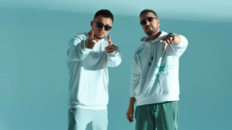 "Самого миллениального исполнителя выбрали на выпускной к зумерам". Гродненские выпускники не оценили хедлайнеров праздника Galibri&Mavik