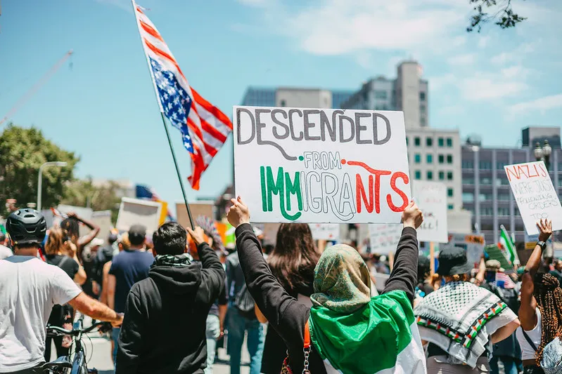 "Флешбеки с родины". Как белоруска участвует в антитрамповских протестах в Лос-Анджелесе Пратэсты ў Каліфорніі (3)_result