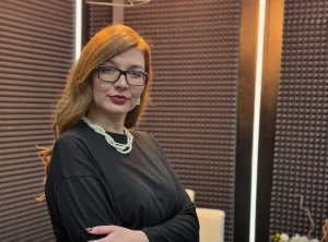 Пропагандистка из Гродно высказалась о безработных, которые не платят налоги. В комментариях ей объяснили, что к чему Вероника Цыганок. Фото: instagram.com/v_tsyhanok/