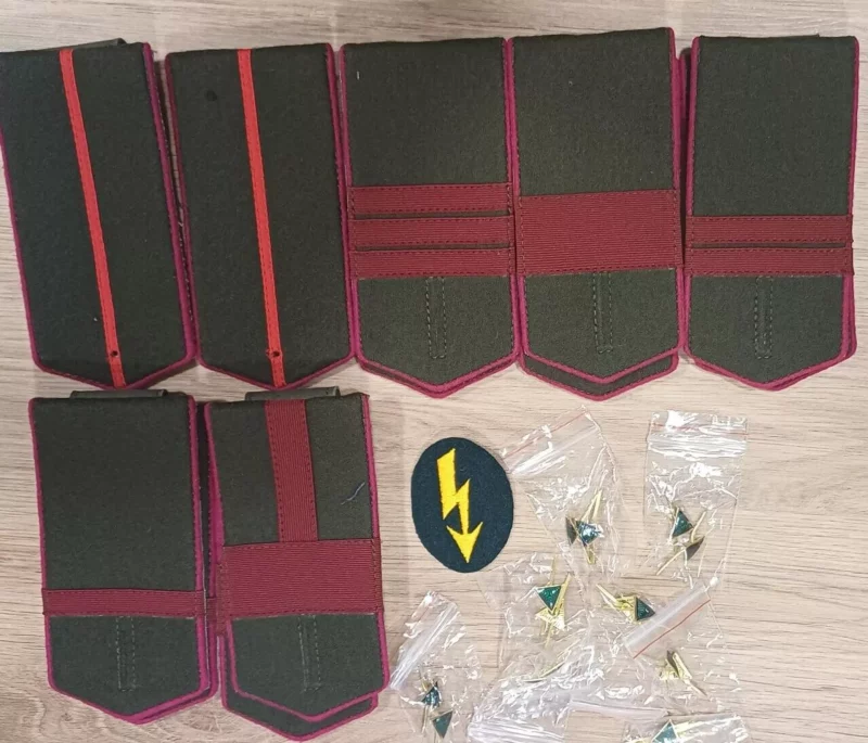 Белорус вез в Литву шапку-ушанку с советской символикой - вещи забрали на границе