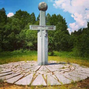 Под Островцом исчез памятник героев восстания 1863-1864 годов помнік паўстанню 1863 (2)