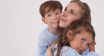 «Видео оторваны от реальной жизни». Что не так с пропагандой деторождения в Беларуси