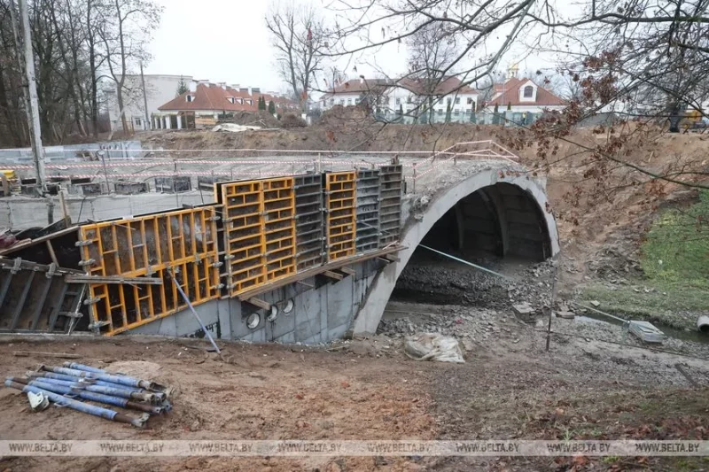 Рэканструкцыю моста праз Юрысдыку завершаць да траўня
