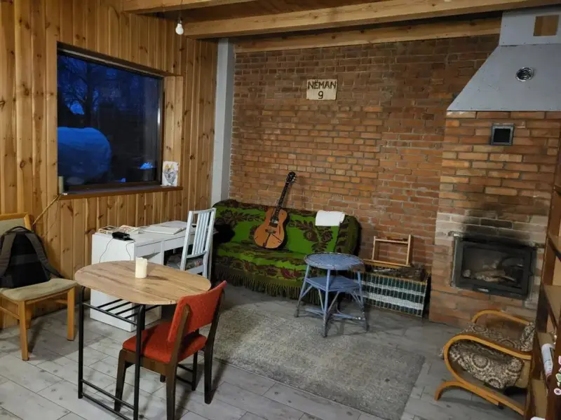 Гродненский музыкант переехал в приграничную умирающую польскую деревню, чтобы записать альбом