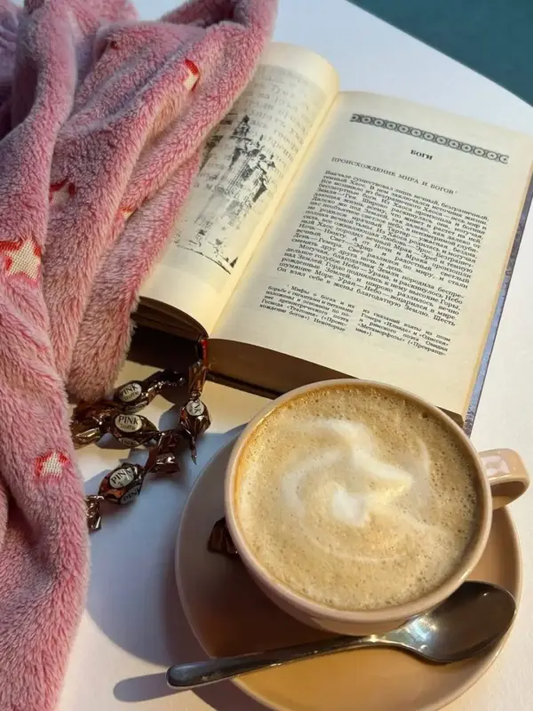 Гродненская кофейня запустила буккроссинг — выбирать книгу предлагают по одной фразе  