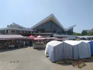 На Скидельском рынке в Гродно отремонтируют крышу Центральный рынок. Фото: Яндекс.Карты