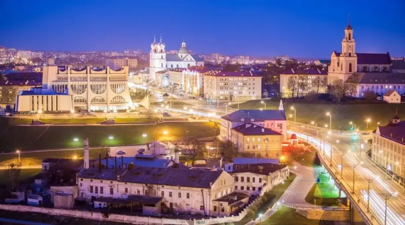 «Д✵✵✵я сэкономили?» Гродненцы тоже жалуются на раннее отключение фонарей по поручению Лукашенко (обновлено) «Д✵✵✵я сэкономили?» Гродненцы тоже жалуются на раннее отключение фонарей по поручению Лукашенко (обновлено)