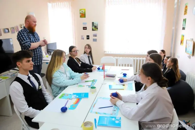 В Гродно появился центр, дружественный подросткам — отвечают на вопросы о половой жизни и лудомании В Гродно появился центр, дружественный подросткам — отвечают на вопросы о половой жизни и лудомании