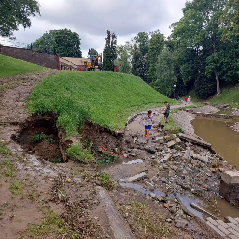 «Гродно поплыл». Получасовой ливень стал причиной самого большого за последние годы потопа в городе