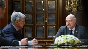 В Беларуси начались переговоры американской делегации с Лукашенко (будет дополнено)