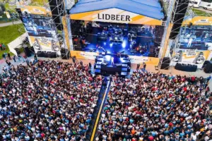 Лидчане придумали еще один способ  подзаработать на LIDBEER — организовали парковочный бизнес 