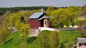 Драўляная сцяна Каложы ў катастрафічным стане - яе можа знішчыць любы ўраган Каложская царква. Фота: trainer.by