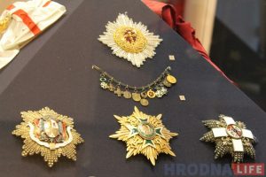 Ад Слана да Станіслава. Выстава ўзнагарод “Гонар і годнасць” дзейнічае ў Музеі гісторыі рэлігіі Ад Слана да Станіслава. Выстава ўзнагарод “Гонар і годнасць” дзейнічае ў Музеі гісторыі рэлігіі