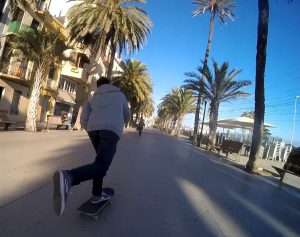 Гродзенскія скейтары апрабавалі вядомыя споты Барселоны Гродзенскія скейтары апрабавалі вядомыя споты Барселоны