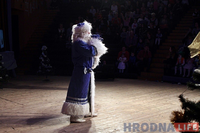 "Дзедам Марозам трэба быць у душы". Як гродзенец стаў навагоднім персанажам "Дзедам Марозам трэба быць у душы". Як гродзенец стаў навагоднім персанажам