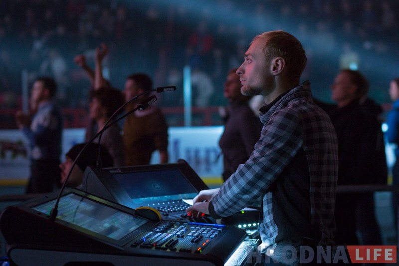 Фотарэпартаж: "Океан Ельзи" выступіў у Гродне з альбомам "Без меж" Фотарэпартаж: "Океан Ельзи" выступіў у Гродне з альбомам "Без меж"