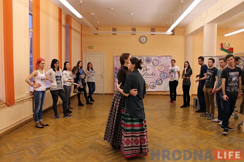 15 еўрапейскіх студэнтаў прыехалі ў Гродна, каб пазнаёміцца з Беларуссю 15 еўрапейскіх студэнтаў прыехалі ў Гродна, каб пазнаёміцца з Беларуссю