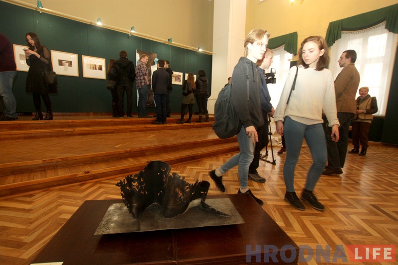 Сучаснае мастацтва прадставілі ў Новым Замку Сучаснае мастацтва прадставілі ў Новым Замку