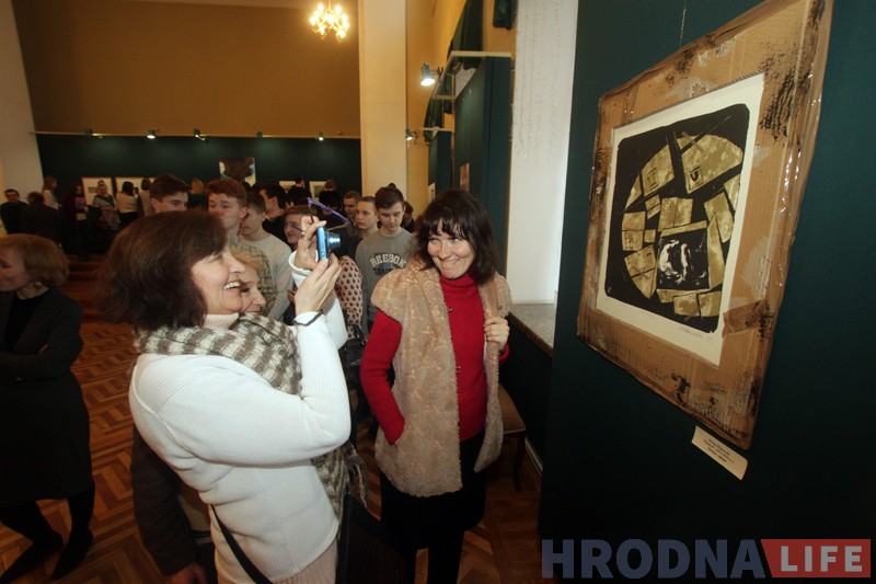 Сучаснае мастацтва прадставілі ў Новым Замку Сучаснае мастацтва прадставілі ў Новым Замку