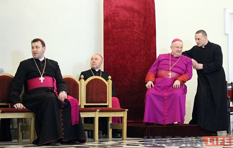 "Тут я ўбачыў рэальнасць каталіцкага касцёла". Апостальскі нунцый пра прыезд у Гродна "Тут я ўбачыў рэальнасць каталіцкага касцёла". Апостальскі нунцый пра прыезд у Гродна