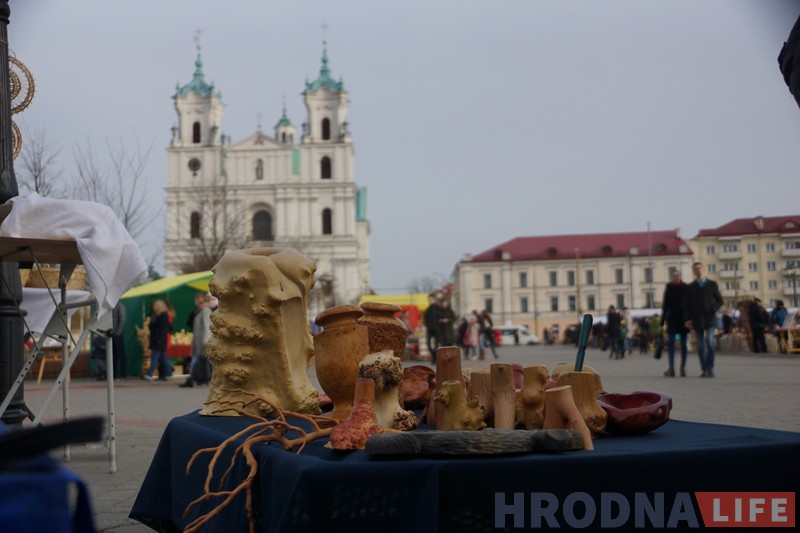Казюкі ў Гродне нагадалі, што Савецкая плошча раней была Рынкам Казюкі ў Гродне нагадалі, што Савецкая плошча раней была Рынкам