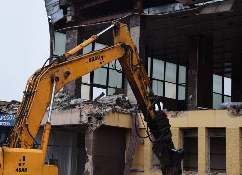 У Беластоку пачалі руйнаванне старога аўтавакзала У Беластоку пачалі руйнаванне старога аўтавакзала