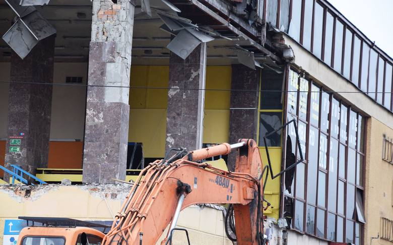 У Беластоку пачалі руйнаванне старога аўтавакзала У Беластоку пачалі руйнаванне старога аўтавакзала