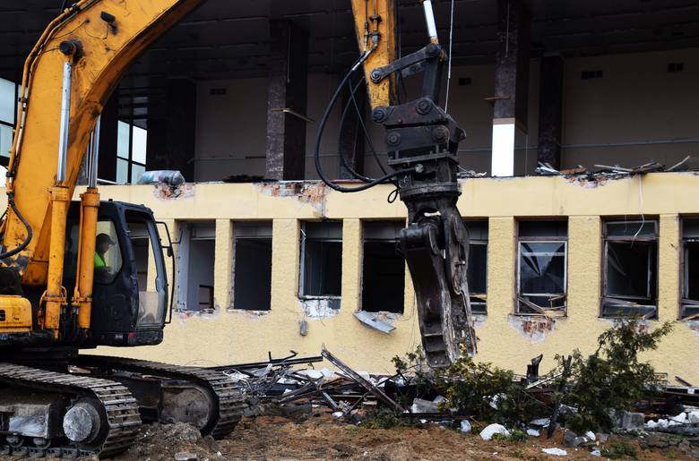 У Беластоку пачалі руйнаванне старога аўтавакзала У Беластоку пачалі руйнаванне старога аўтавакзала