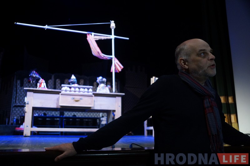 Як мужык цара “обмакулил, омманул” раскажуць “па-архангельску” ў Тэатры лялек