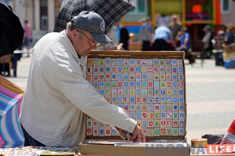 На гродзенскiм кірмашы даўніны пачынаюць выстаўляцца замежнікі На гродзенскiм кірмашы даўніны пачынаюць выстаўляцца замежнікі