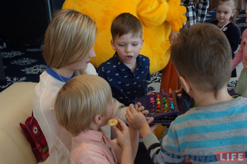 22 мільёны прыліпалаў – гэта толькі пачатак. На Беларусь ідзе новая хваля бонсцікаў 22 мільёны прыліпалаў – гэта толькі пачатак. На Беларусь ідзе новая хваля бонсцікаў