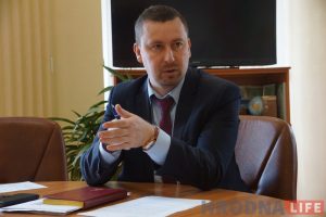 “Мы спрабуем апраўдацца, на нас спрабуюць наехаць”. Кіраўнік гарадской ЖКГ пракаментаваў “смеццевыя войны” ў Гродне “Мы спрабуем апраўдацца, на нас спрабуюць наехаць”. Кіраўнік гарадской ЖКГ пракаментаваў “смеццевыя войны” ў Гродне