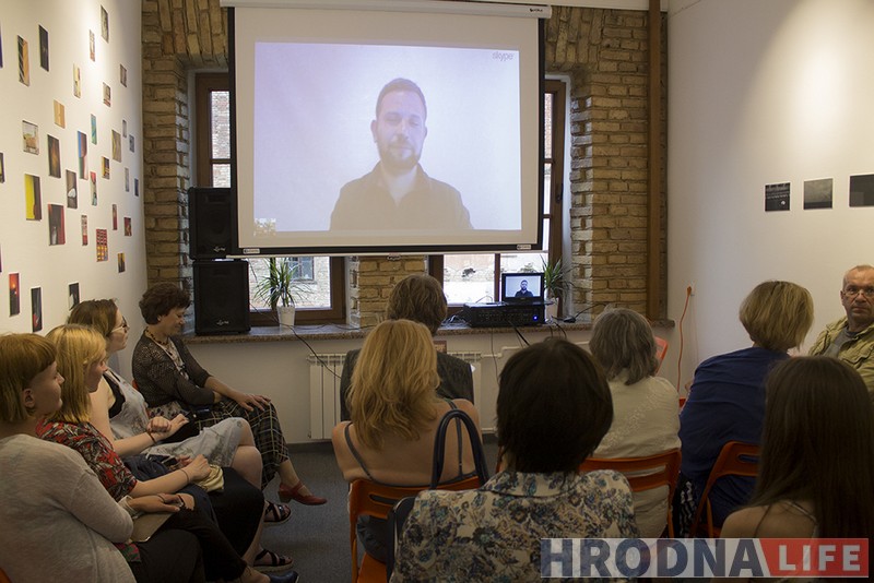 Дальнабойшчык з Філадэльфіі прэзентаваў у Гродне кнігу праз Skype