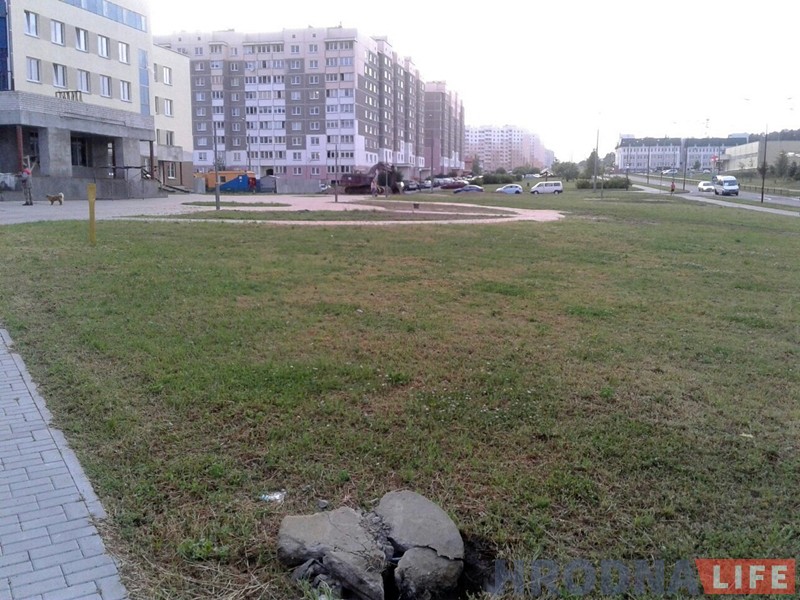 На Вiшняўцы ўжо некалькі дзён ніхто не закрывае адкрыты калодзеж