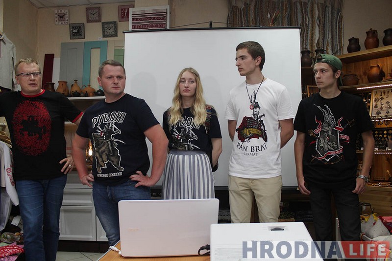 Колас, Купала, Багдановіч і Скарына. У Гродне паказалі беларускія грошы 1993 года з Пагоняй