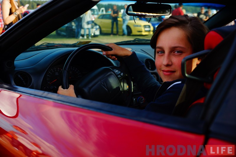 Дзіцячыя сны, жаночыя летуценні і мроі рэтраманаў. 5 машын-мараў, што прыехалі на SunDay Дзіцячыя сны, жаночыя летуценні і мроі рэтраманаў. 5 машын-мараў, што прыехалі на SunDay