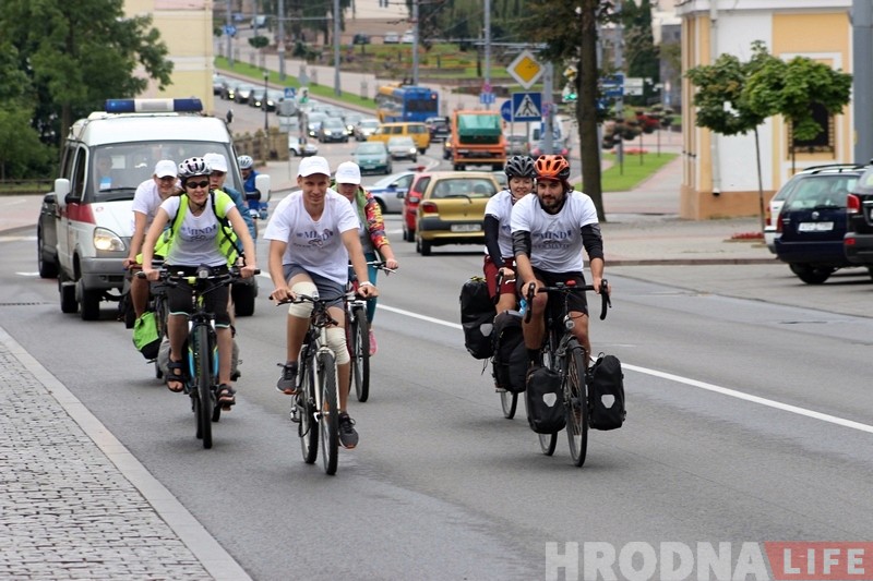 У Гродне стартаваў велапрабег у падтрымку Мэтаў устойлівага развіцця У Гродне стартаваў велапрабег у падтрымку Мэтаў устойлівага развіцця