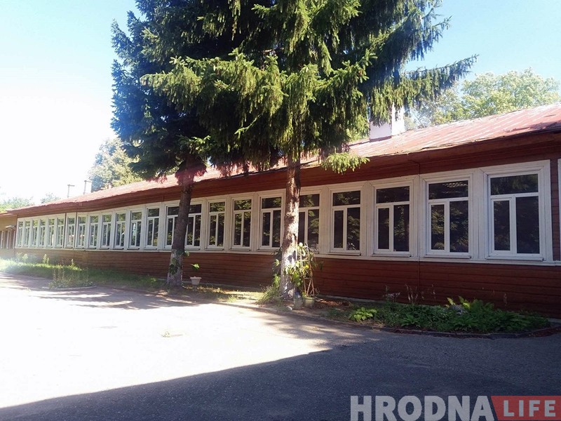 Лёс старых будынкаў былой школы на Лермантава будуць вырашаць восенню Лёс старых будынкаў былой школы на Лермантава будуць вырашаць восенню