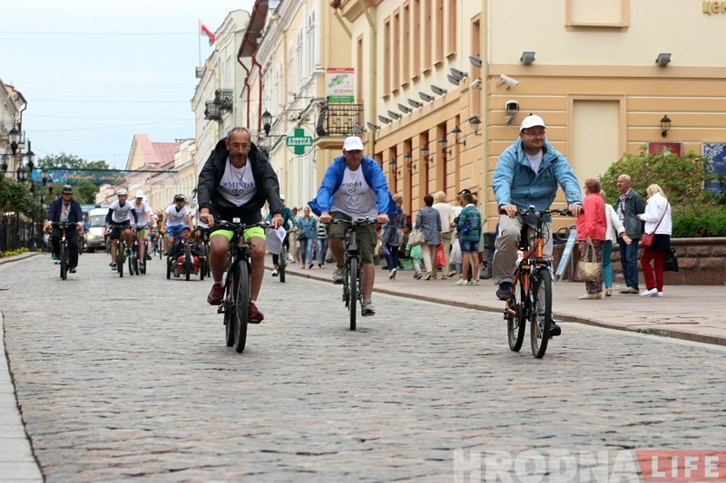 У Гродне стартаваў велапрабег у падтрымку Мэтаў устойлівага развіцця У Гродне стартаваў велапрабег у падтрымку Мэтаў устойлівага развіцця
