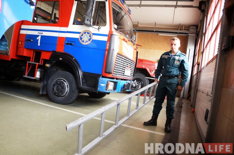 Ляўша надзвычайнага прызначэння. Як леварукасць дапамагае працаваць гарадзенскаму выратавальніку