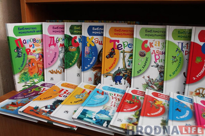 Якія кнігі для дзяцей купляюць гродзенцы? Прыватныя і дзяржаўныя кнігарні расказалі пра летніх лідараў продажу