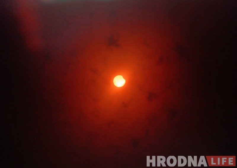 "Пярсцёнак з дыямантам". Гродзенка сфатаграфавала "вялікае амерыканскае зацьменне"